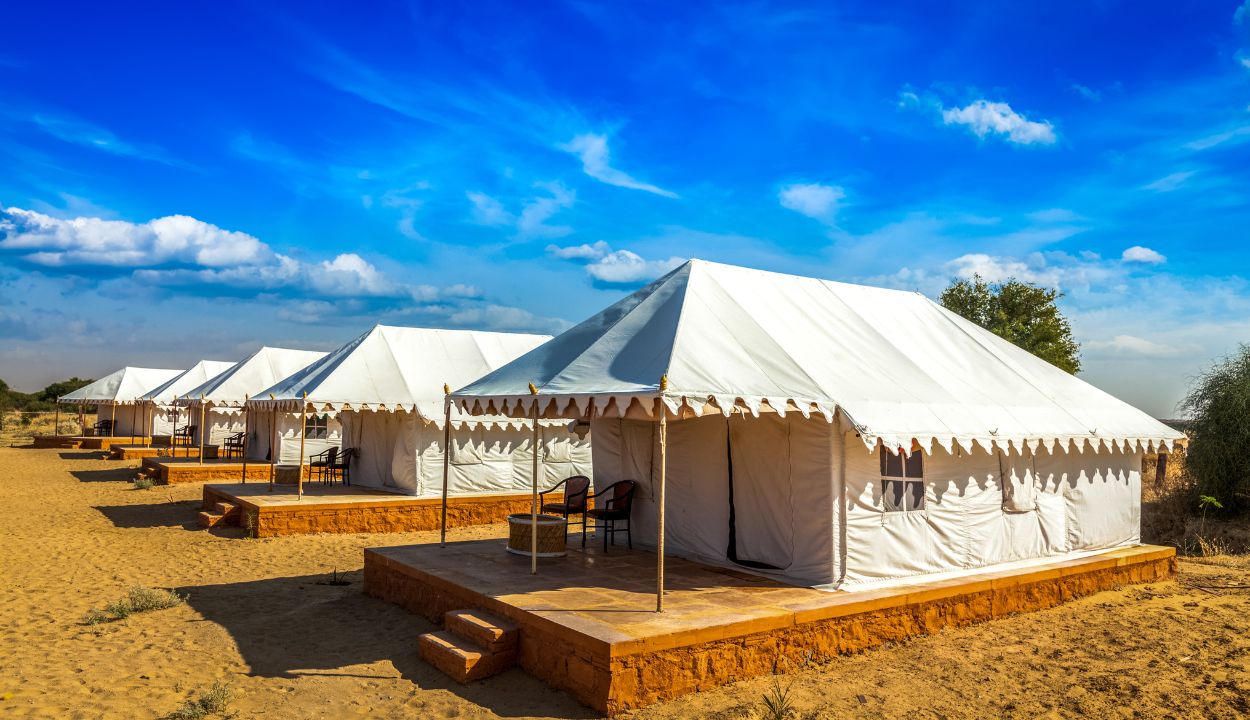 Deluxe Desert Tent Package